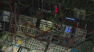 Some new tricks! | Modular Mayhem With Colin Benders | S3E8 | Eurorack Jam Sessions