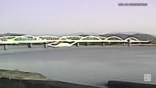 和歌山・水管橋崩落　定点カメラに崩落の瞬間映像