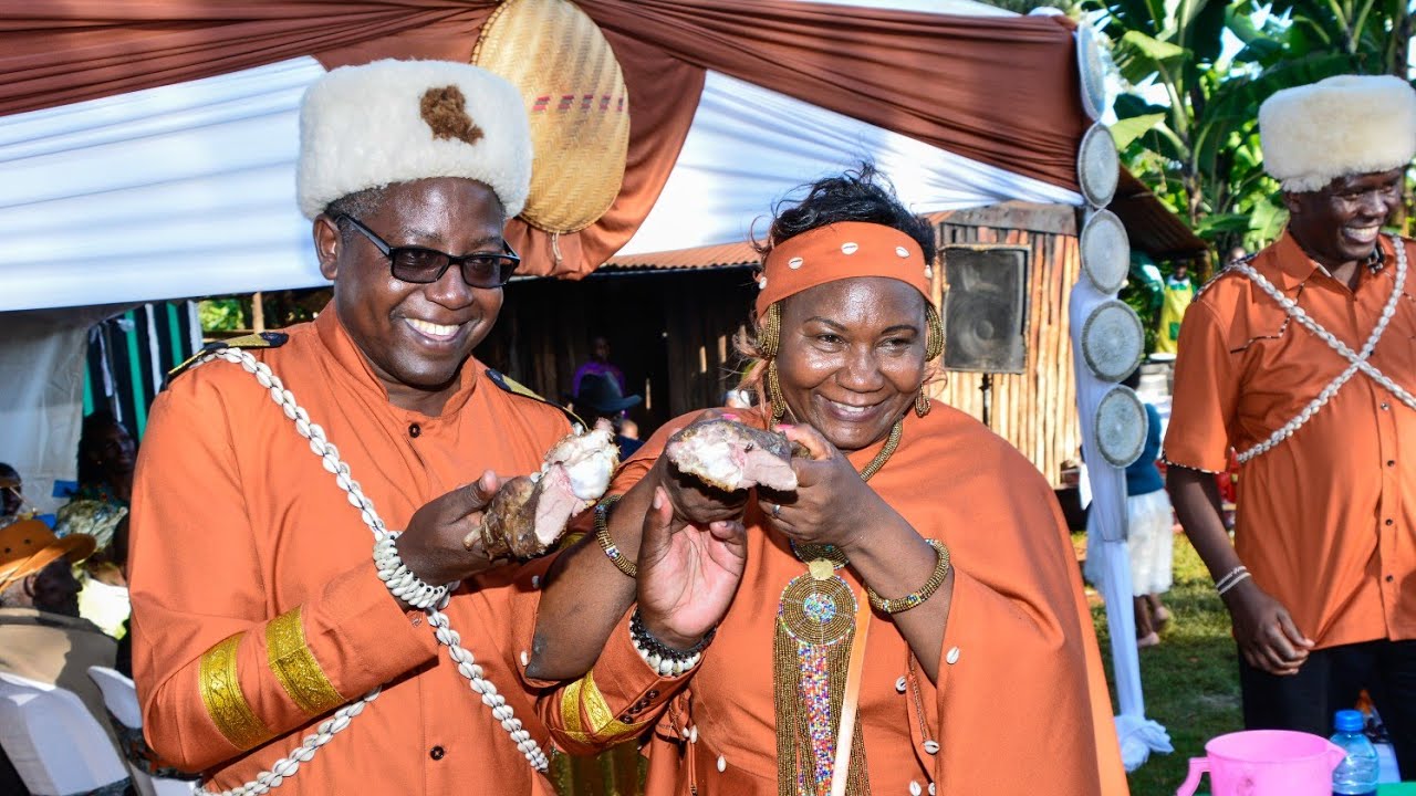 Kûgurarîria mbûri Na mûtonyi Wachira wa kîboi 0728123600 share/subscribe.