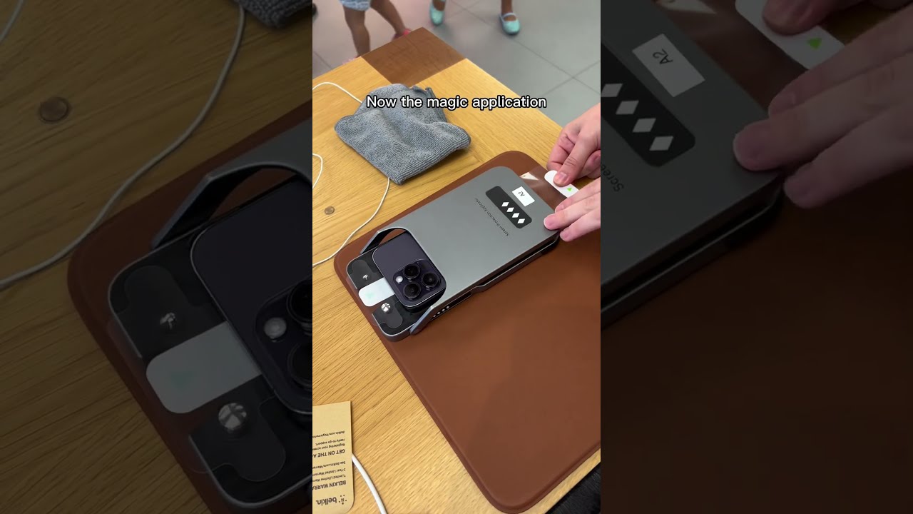 How Apple Store Put On Screen Protector Your IPhone 
