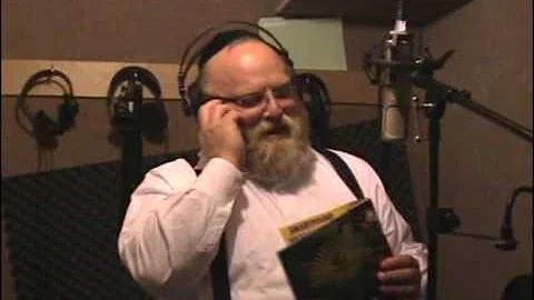 Michoel Schnitzler Recording   In Studio