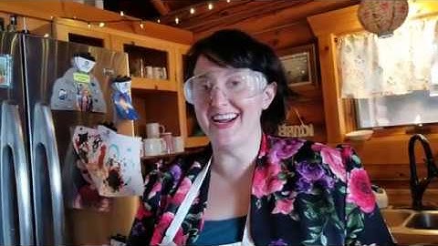 Eggscellent Eggsperiment With Coca-Cola and Vinegar