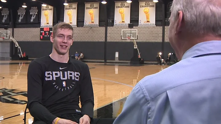 Greg Simmons sits down with Luka Samanic