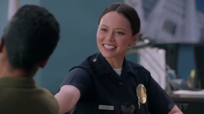 The Rookie 05x20 - Lucy, Nyla and Tamara talks about Isabel's comeback -  YouTube