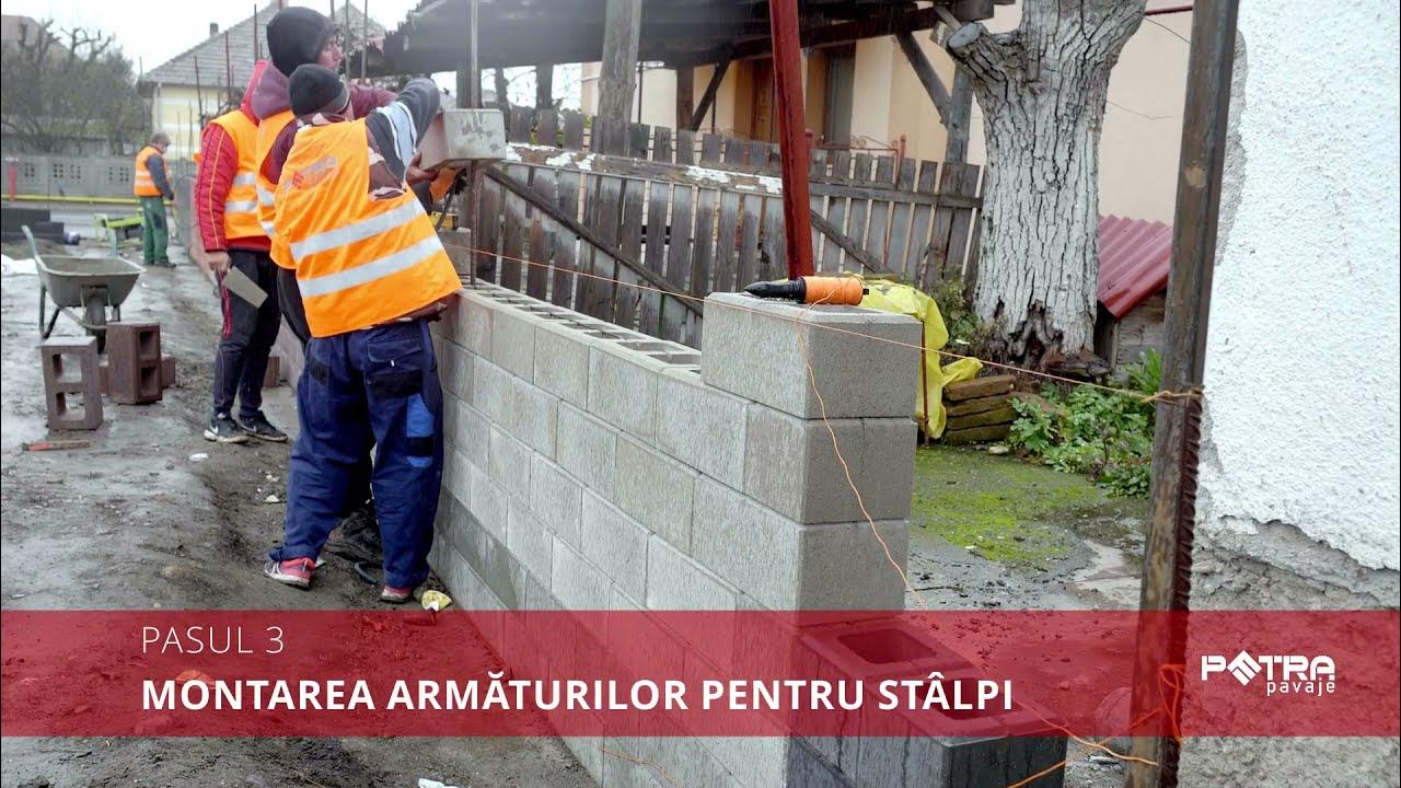Constructia unui gard cu boltari sau elemente de zid de la Petra Pavaje -  YouTube