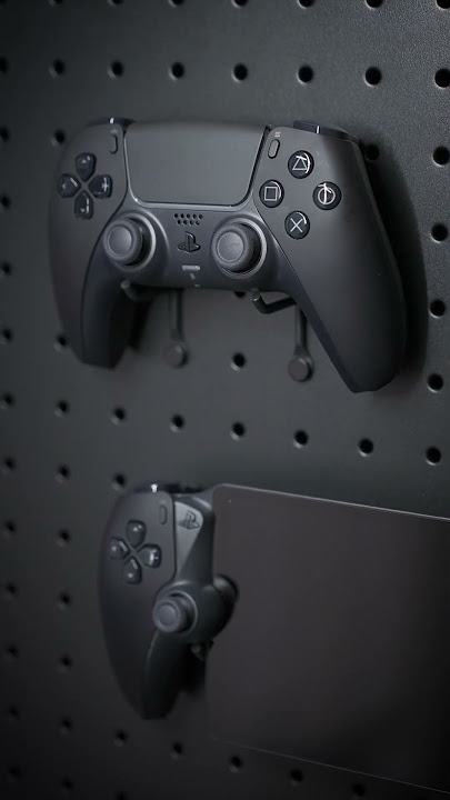 🌑 Step into the shadows with the Midnight Black collection  #PS5