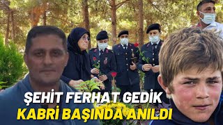 Şehi̇t Jandarma Kidemli̇ Başçavuş Ferhat Gedi̇k Kabri̇ Başinda Anildi Hatay - İskenderun