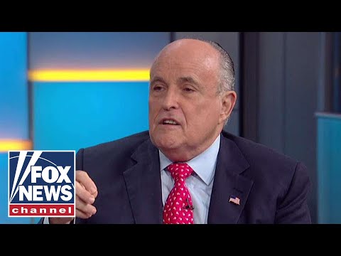 Giuliani calls for investigation into Comey, Mueller