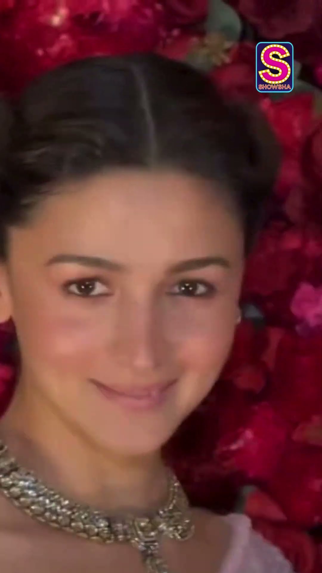 Did You Spot The Way Alia Bhatt Looks At Hubby Ranbir Kapoor? | Entertainment | Bollywood | N18S
