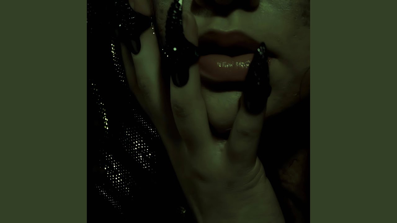 Guarda ssseduction su YouTube Guarda ssseduction su YouTube