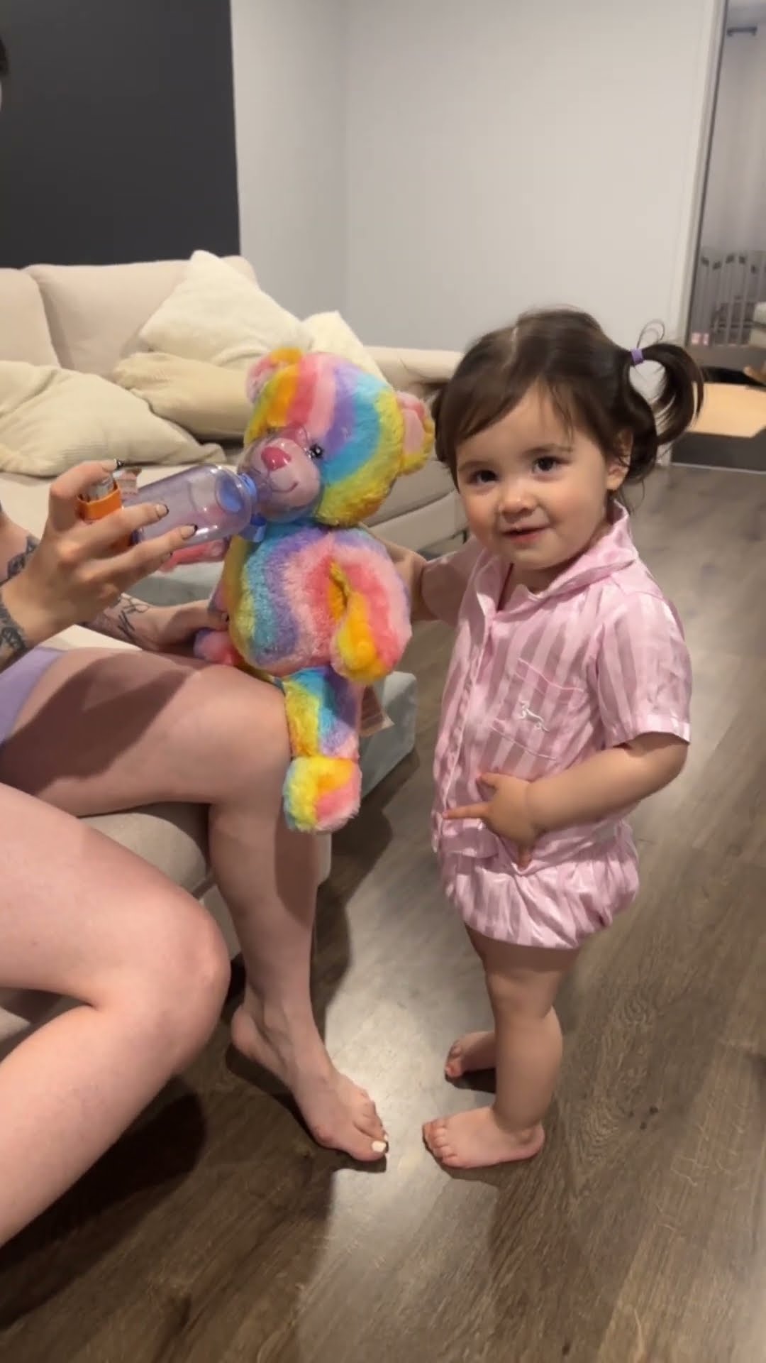 Mom Teaches Toddler to Use an Inhaler with Help from a Teddy Bear
