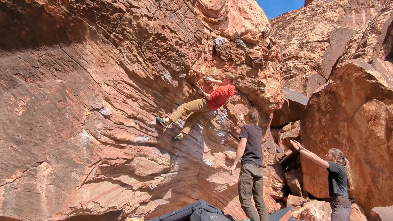 Americana Exotica (V9) - Gateway Canyon, NV