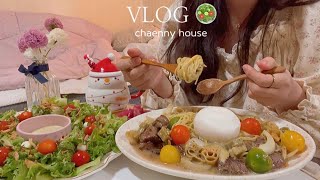 ENG) Living alone Vlog  pasta , Christmas, travel, unboxing, cafe, Korean food, cooking, daily life