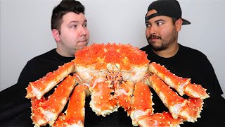 Giant 10 Pound King Crab • MUKBANG