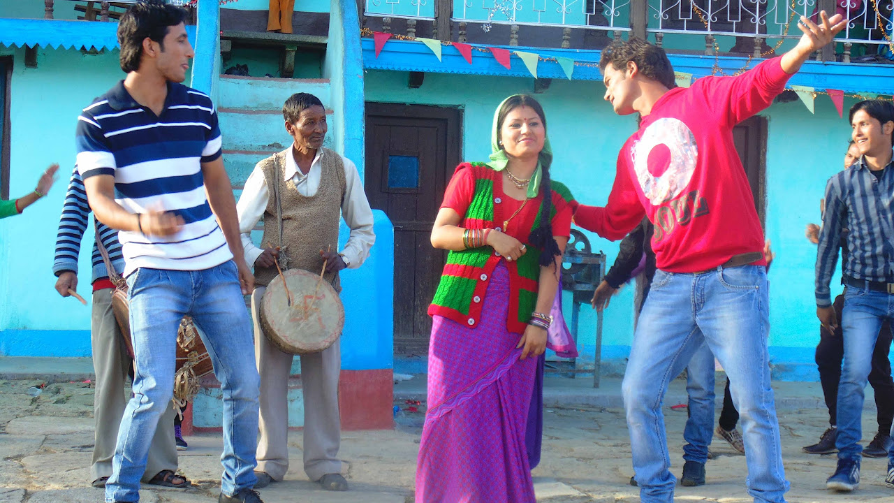 Dholi daa  sing by karan kandari   hey dholi daa tu dhol baje dye