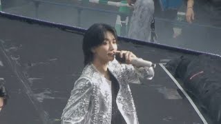 240519 FOLLOW AGAIN to Osaka Day2 정한 JEONGHAN ROCK WITH YOU 직캠 FOCUS