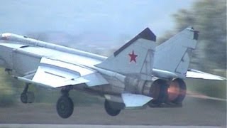 МиГ-25 МАКС 2003