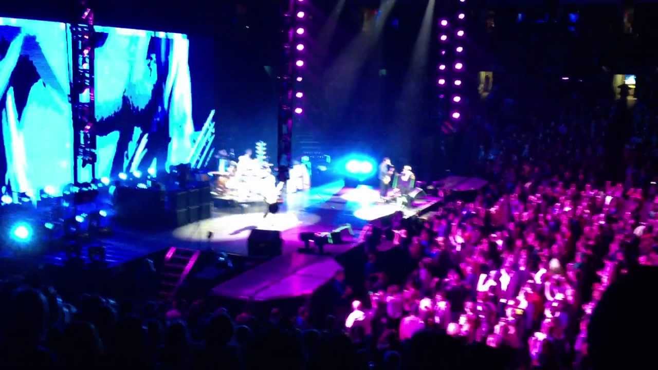 Red Hot Chili Peppers Around the World TD Garden Boston 5/7/12