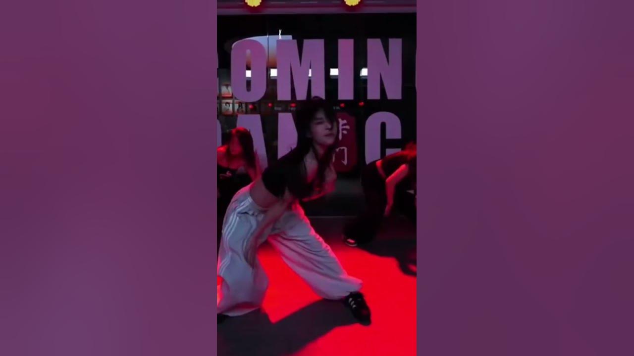 moto song🌺 new dansa shorts 🖤BLΛƆKPIИK💗#trending#dance#viral #love#youtubeshorts#shortsfeed#kpop