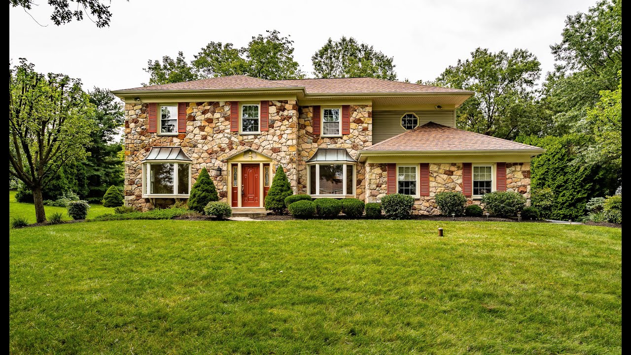 925 Woodland Ave | Gorgeous Home In East Norriton, PA 19403 | Bette McTamney ReMax 440 Real Estate