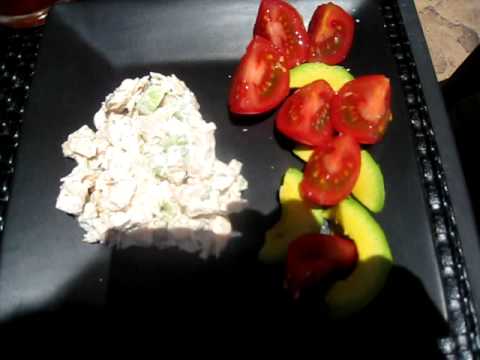 atkins-induction-lunch---day-24---chicken-salad-w/-rosemary-w/-tomato-&-avocado-on-the-side