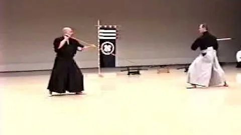 Katori Shinto Ryu Bojutsu: Sune hishigi no bo