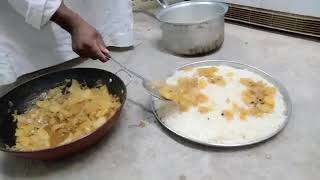 how to make biryani with potatoes آلو والے چاول کیسے بنا تے ہیں
