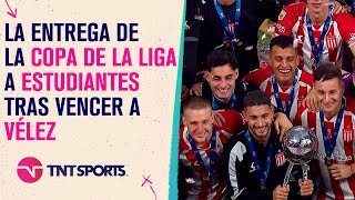 ¡#Estudiantes campeón! El #Pincha recibió la Copa de la Liga en Santiago del Estero