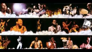 Earth, Wind &amp; Fire 2 21   Biyo