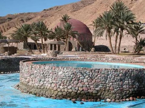 شبه جزيرة سيناء أرض الانبياء المقدسةوالفيروز والقمر