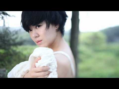 郁可唯 Yu Kewei - 我的心给了你  首专《蓝短裤》Track 08