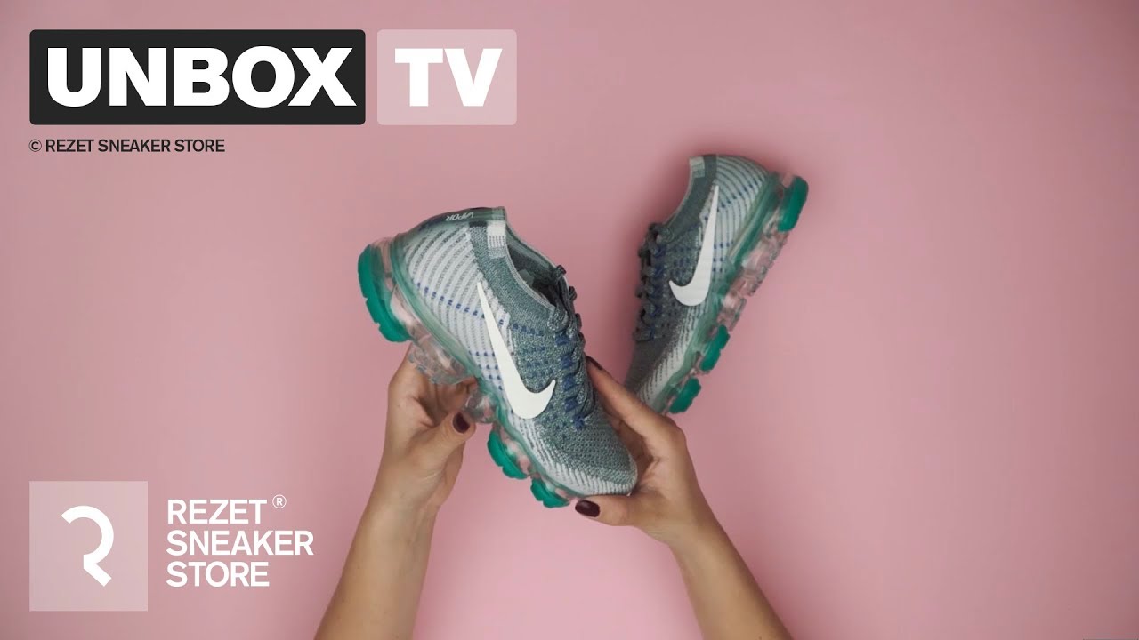 aqua vapormax