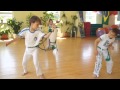 Дети показывают мастер-класс по Капоэйре. Capoeira for kids