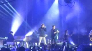 David Bisbal y Alejandro Sanz "Mi soledad y yo" Sevilla 19-06-103 duazo