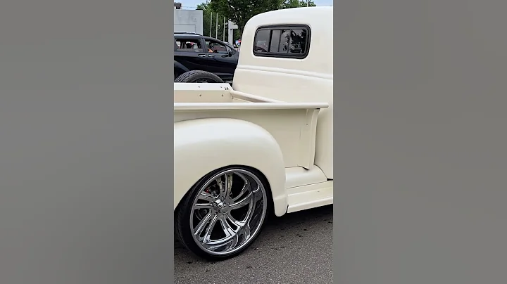 Chevrolet 3100 Classic Pickup Truck Drive By Engine Sound Woodward Dream Cruise 2025