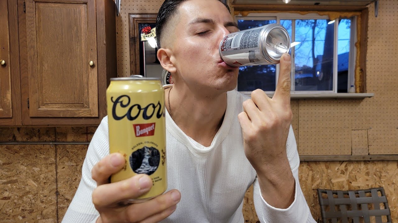 Coors Banquet Vs. Coors Light | Beer Family Edition | 2020