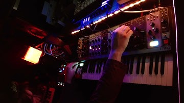 Satellite Synth - SemiModular Dawless Synth Jam: Moog Matriarch, Mother 32, DFAM, Arturia Drumbrute.