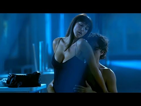 Manual of Love 2 / Kiss Scene - ( Monica Bellucci / Riccardo Scamarcio ) - Time For Heat