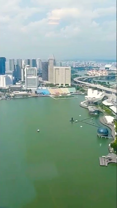 Singapore Marina Bay DBS ( building 43 story ) Outside  view