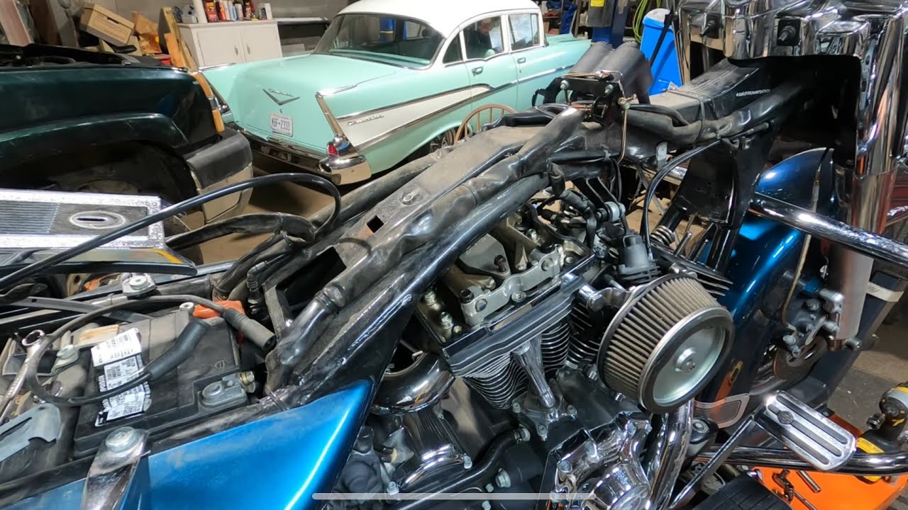 2004 Harley Davidson Roadking Twin Cam rocker box removal and install