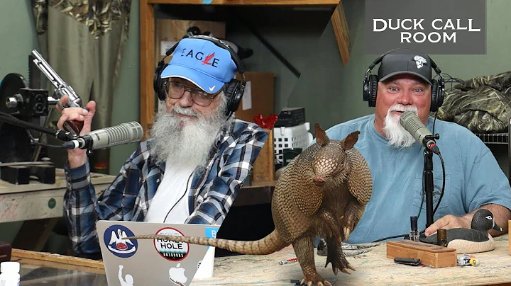 Uncle Si Fistfights an Armadillo | Duck Call Room #16