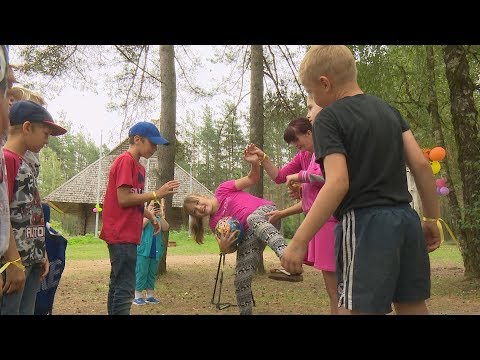 Video: Ārpakalpojumi: plusi un mīnusi. Kas ir ārpakalpojumi vienkāršos vārdos