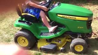 John Deere mulching kit vs  mulching plug