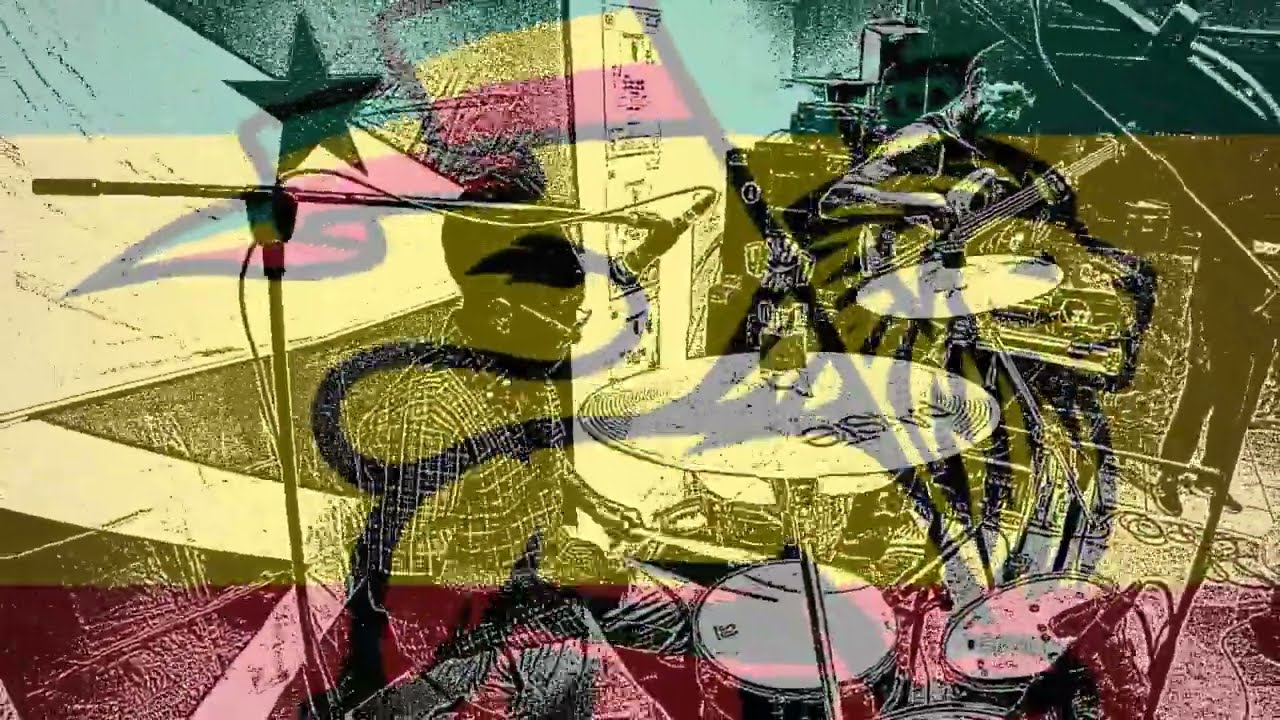 Drummer BW PrivateVibes