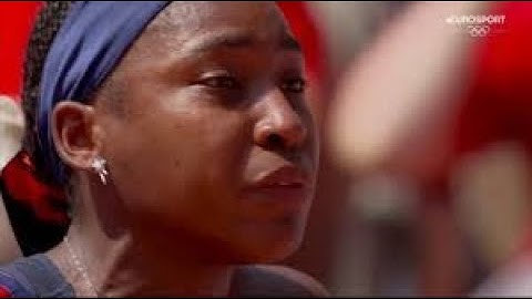 JO PARIS 2024 - Séquence invraisemblable : Coco Gauff en pleurs en plein match sur le Chatrier
