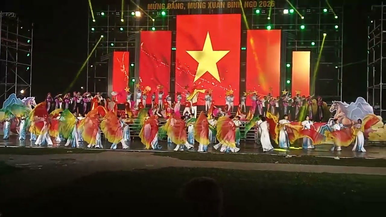 Tích cực tập luyện đón xuân Bính Ngọ tại quảng trường 19/08 Lào Cai #khamphataybac #laocai #mungxuan