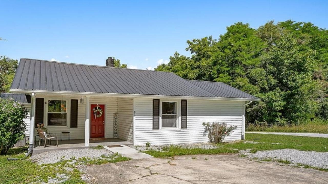 412 3rd Ave N, Baxter, TN Presented by Amber Flynn-Jared.