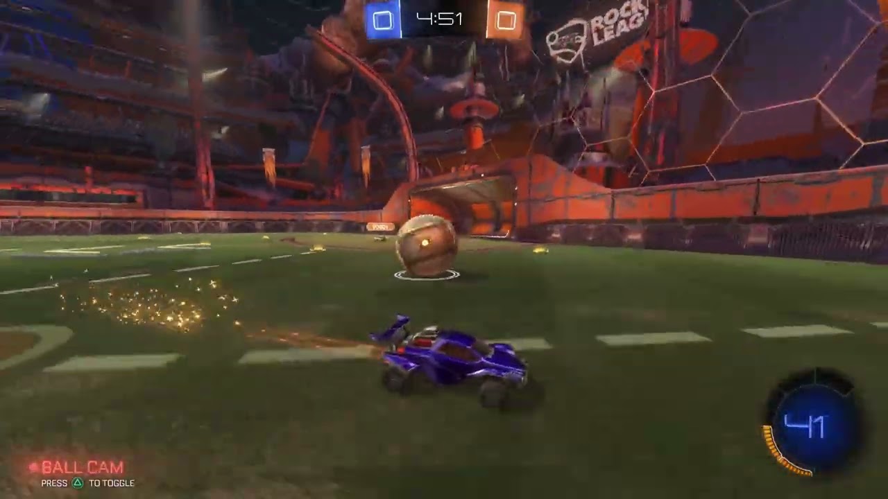 لعبت مع خويي والله اني لعيب