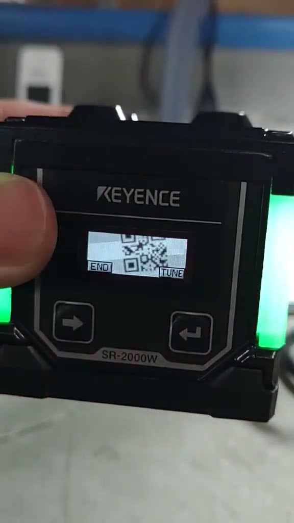 KEYENCE SR-2000W 1D/2Dコードリーダ 超広視野タイプ 2020年製