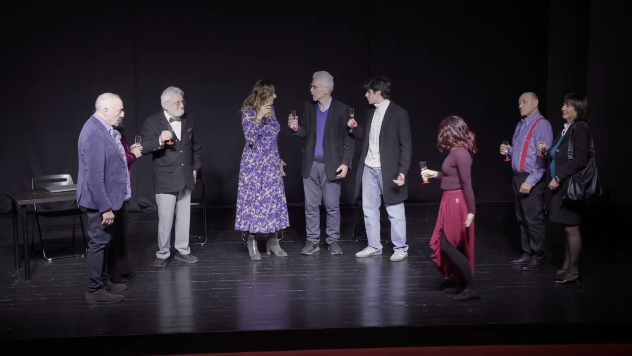 Il mistero del papavero blu a teatro